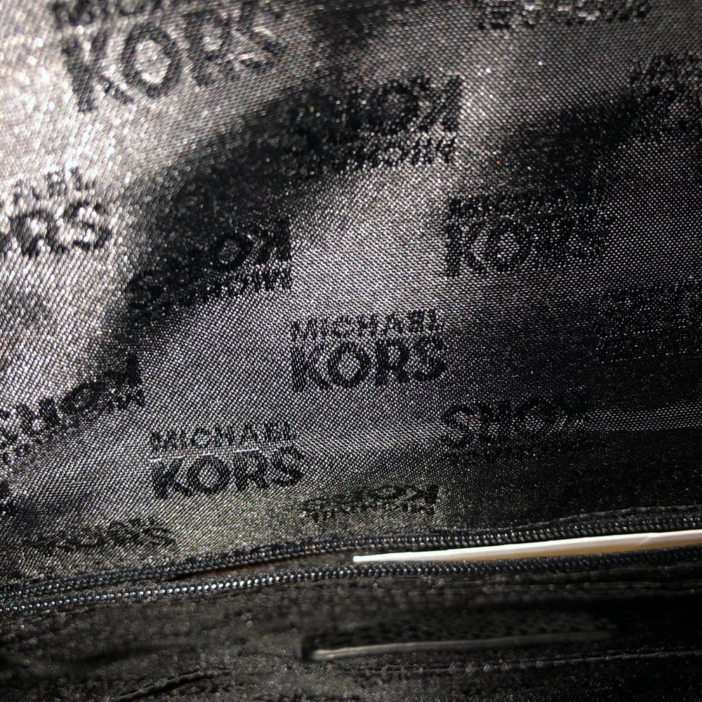MICHAEL Michael Kors Python Embossed Clutch/Purse - Picture 4 of 6